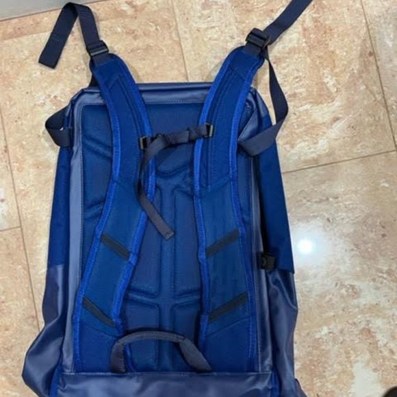 backpack - Picture 3 of 3